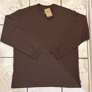 Nike Sportswear Premium Essentials LS T-Shirt Brown Men’s Size Large DO7390-237